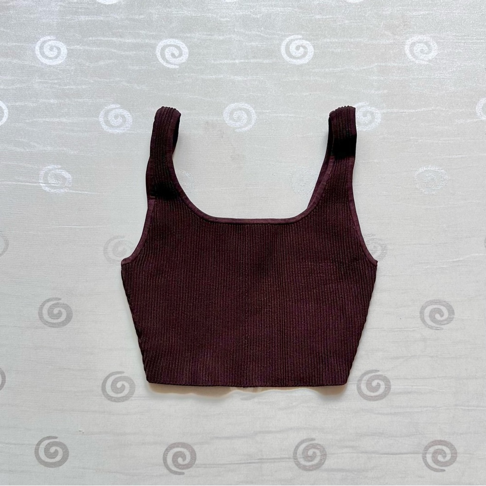 Aritzia Babaton sculpt knit brown cropped tank top size small